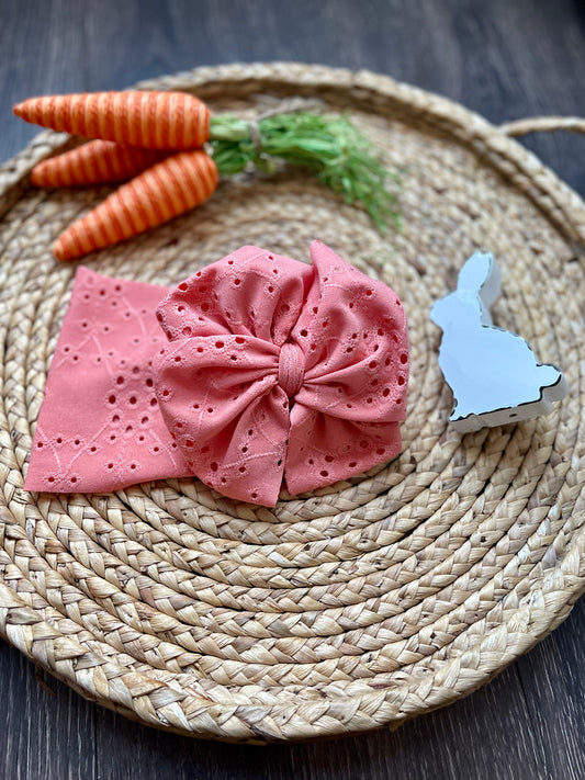 Pink/coral eyelet